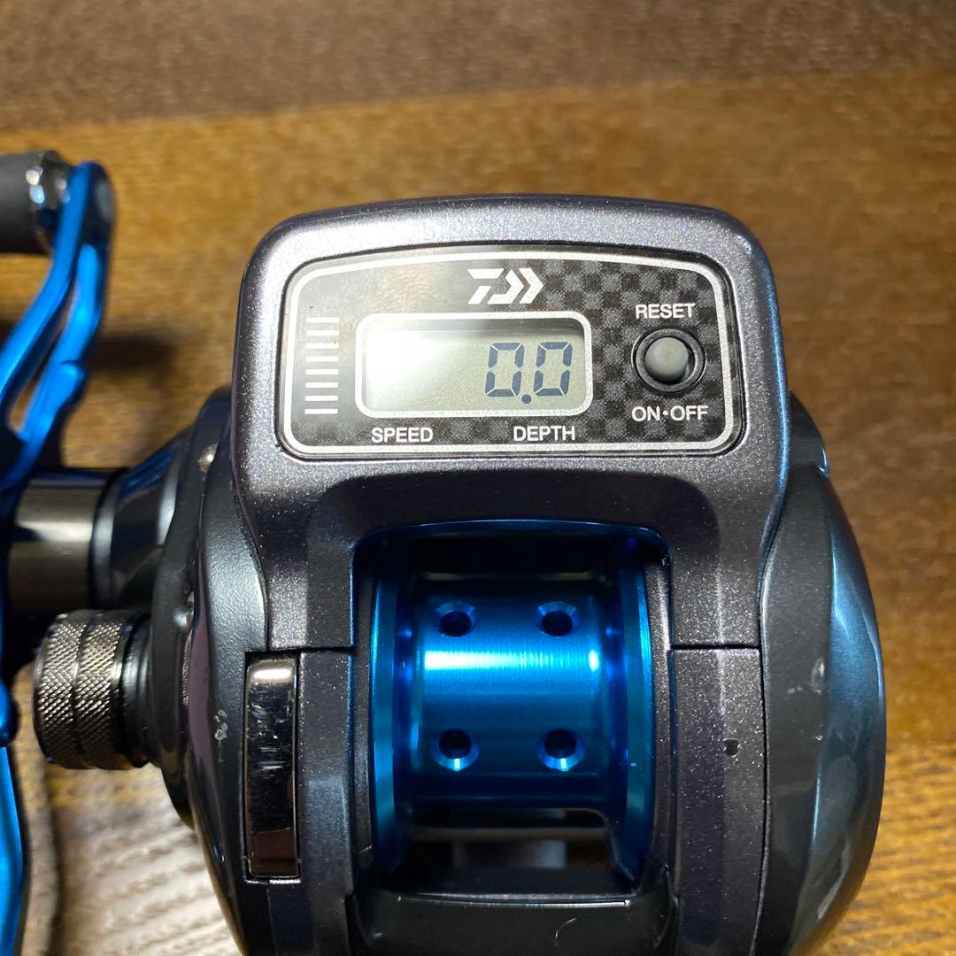 ロボちゃん。ダイワ SALTIST ICS-10SH-L リール