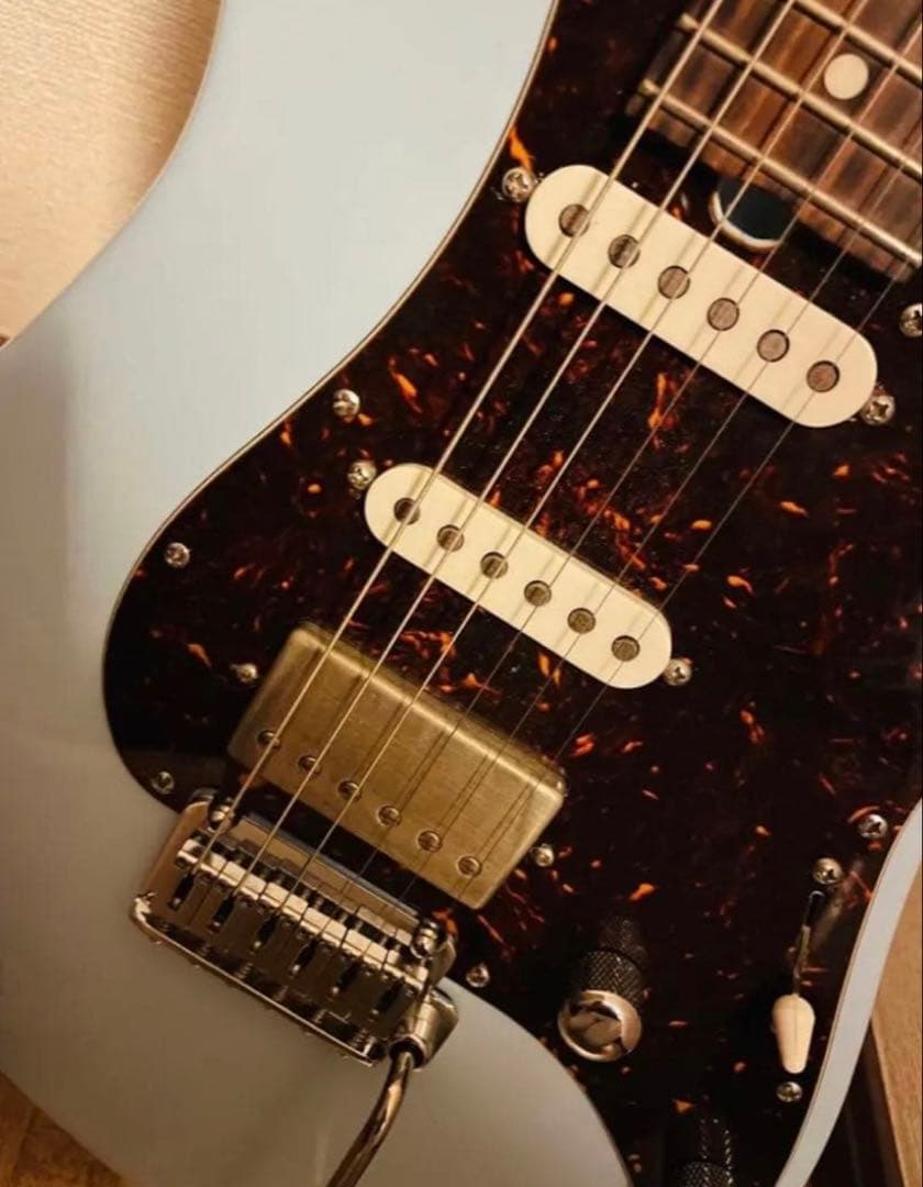 Kino Stay SSH エレキギター