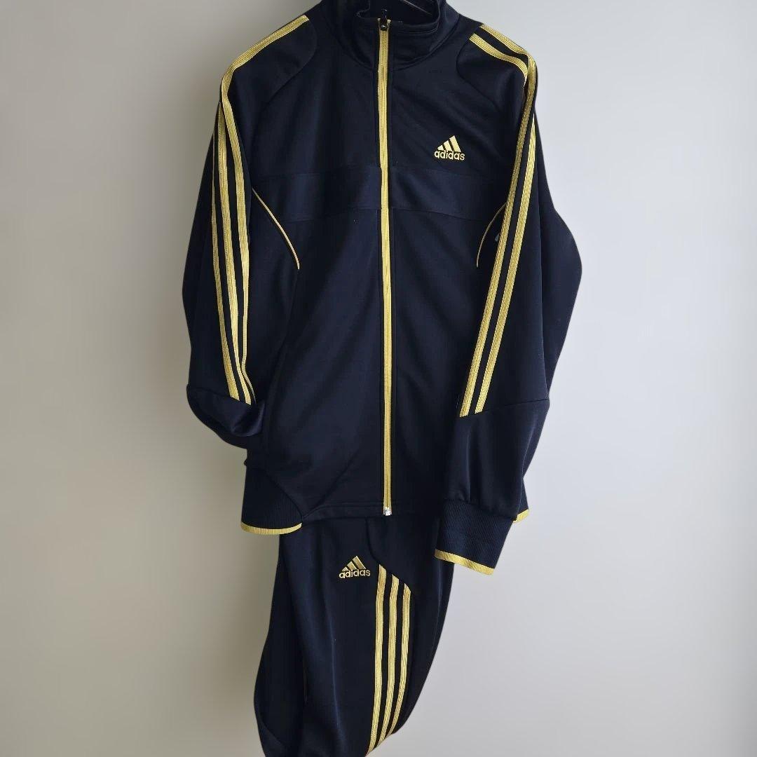 adidas ブラック/ゴールド ジャージ上下セット　Mサイズ