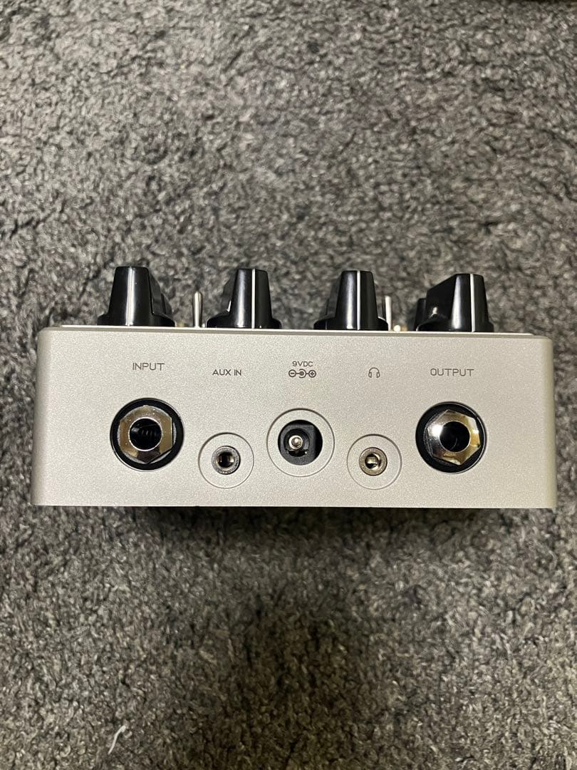 Darkglass Vintage Ultra V2 Aux in プリアンプ