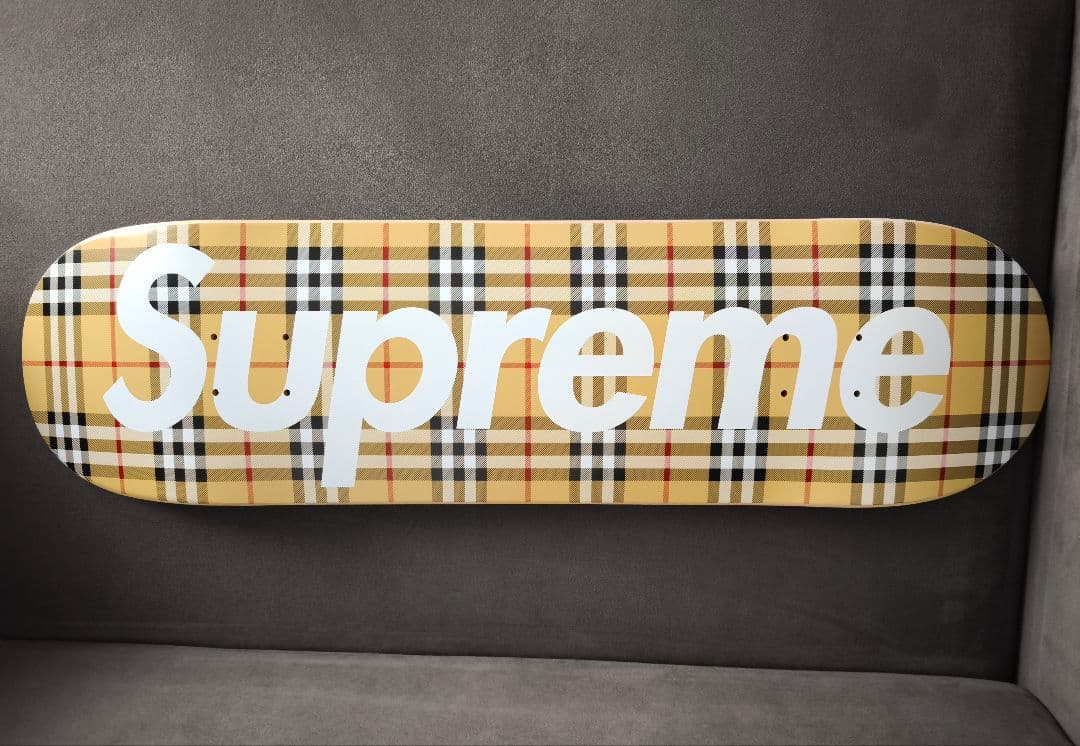 スケートボード Supreme / Burberry Skateboard \
