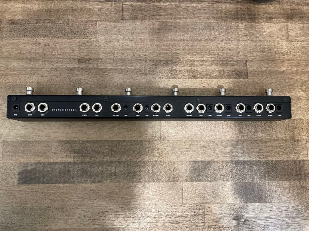 One Controlプログラマブルスイッチャー