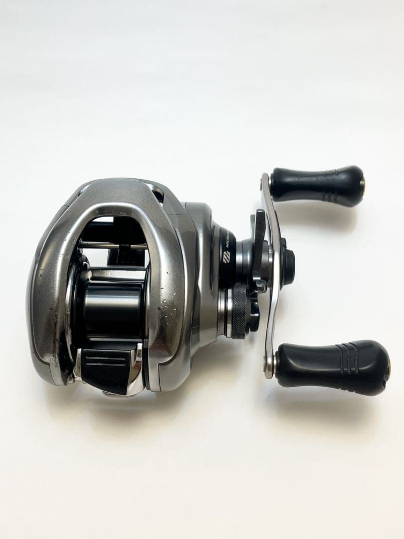Shimano 15メタニウムDC 右ハンドル 後期型