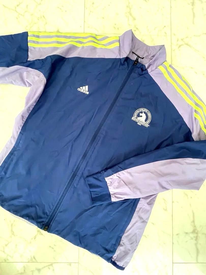 【美品】adidas ボストンマラソン 2022 ウィンドブレーカー　現地購入