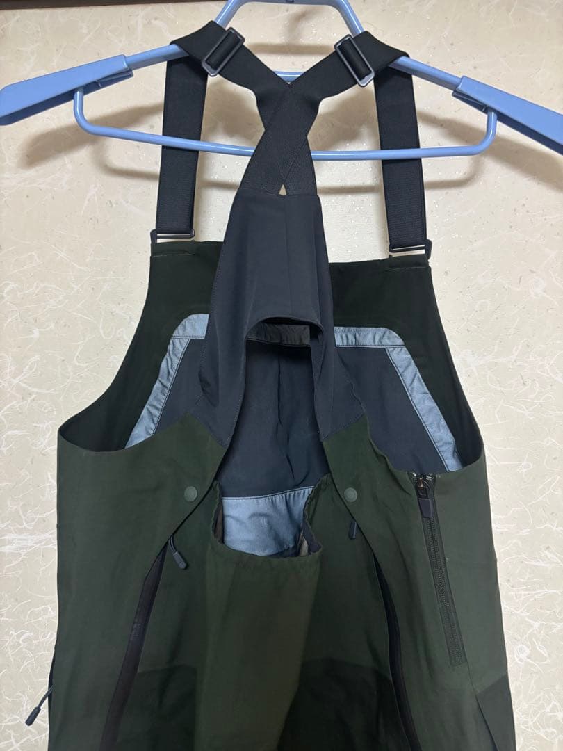 マウンテンハードウェア バウンダリーリッジ 3L ビブ