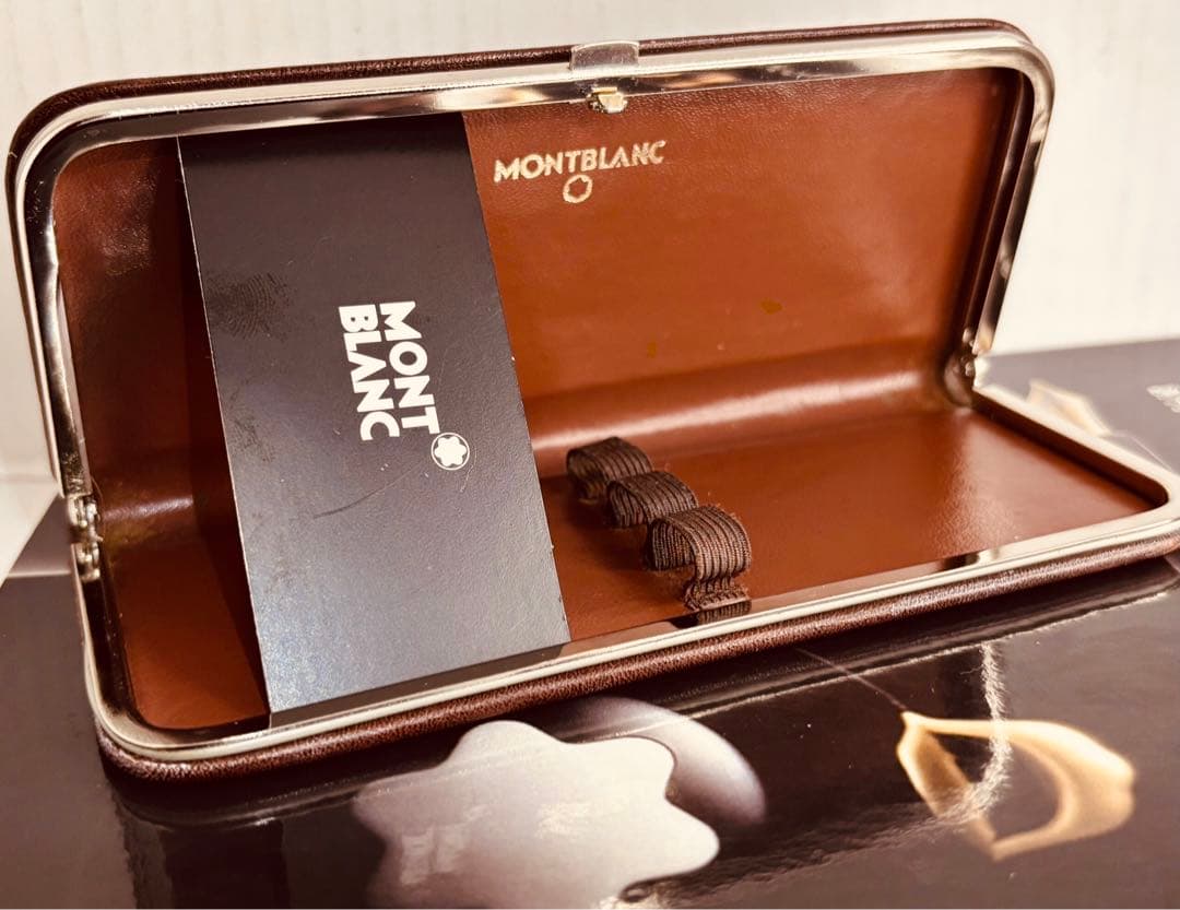 ⭐️レアで貴重❗️かなり稀少なヴィンテージCLASSICペンポーチ3本差⭐️モンブラン
