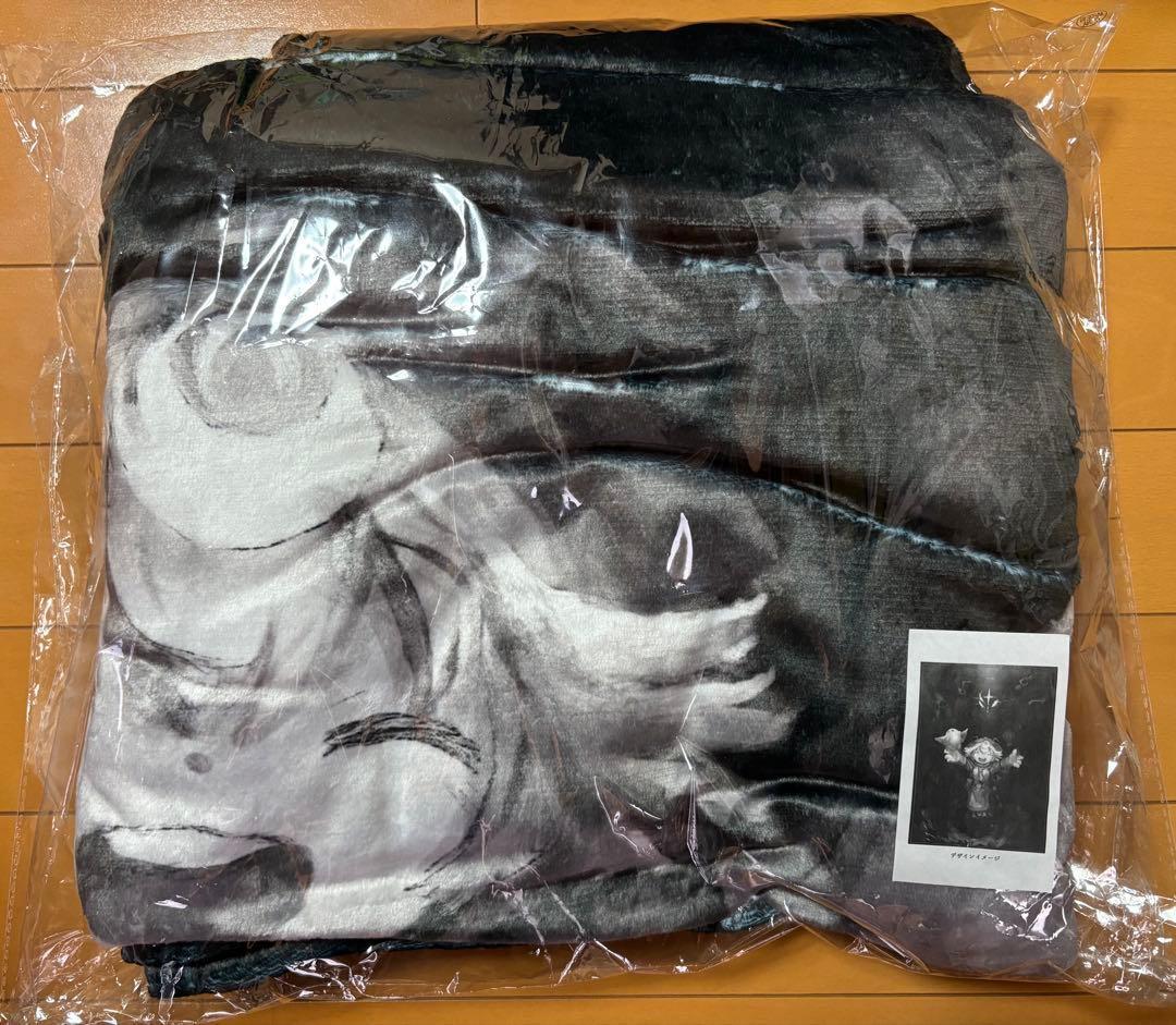 プルシュカ ボンドルドの愛に包まれビッグブランケット メイドインアビス C107