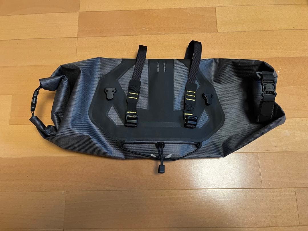 アピデュラ　エクスペディション　ハンドルバーバック　9L