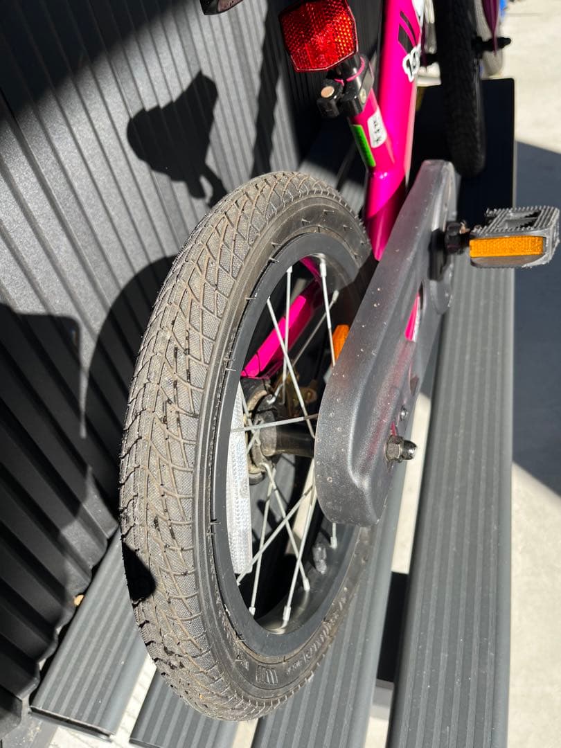 STRIDER 14インチ 幼児用自転車 フューシャピンク