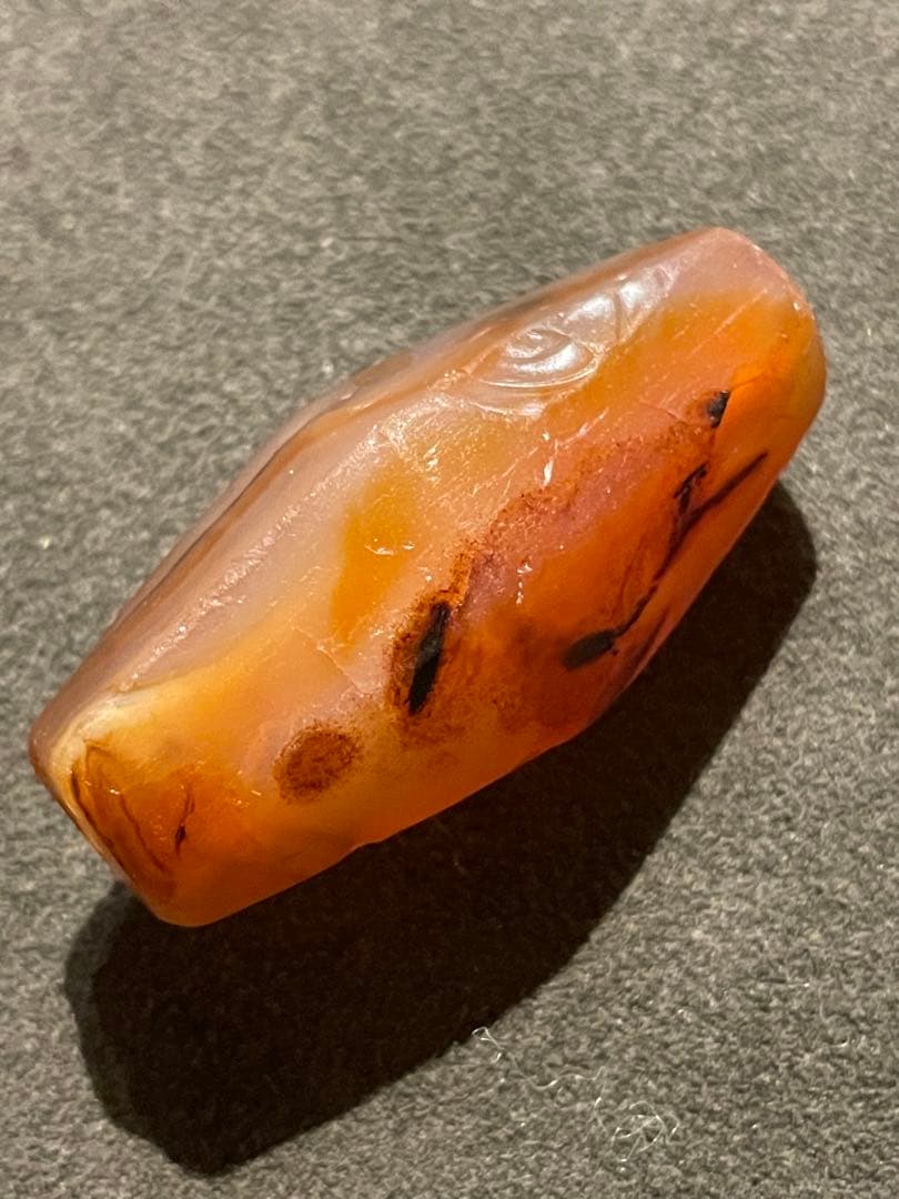 古墳時代 大型瑪瑙切子玉 出土品