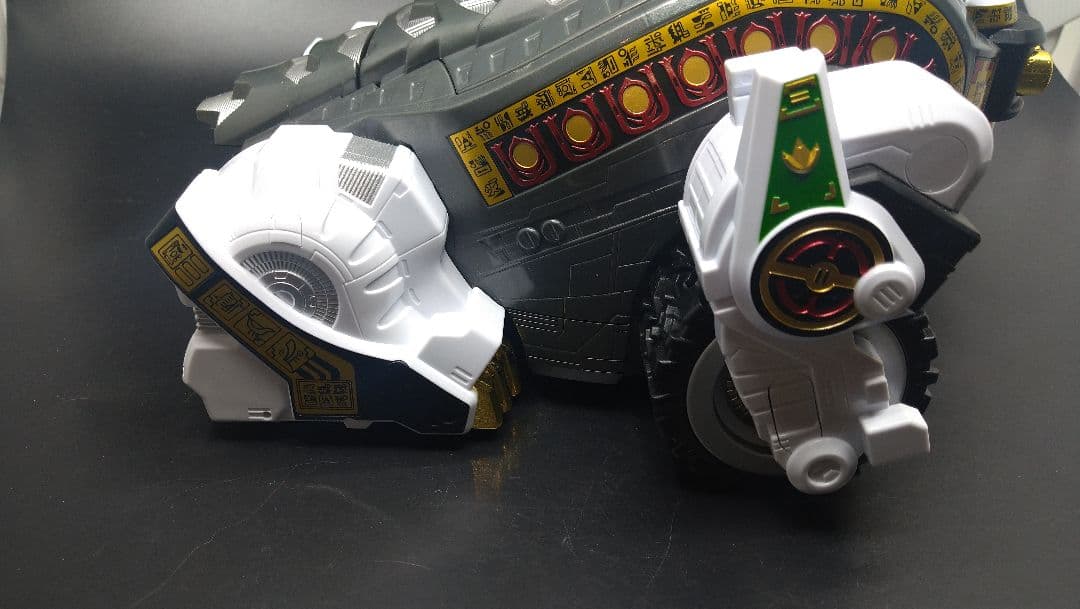 恐竜戦隊ジュウレンジャー 超合金魂 キングブラキオン GX85