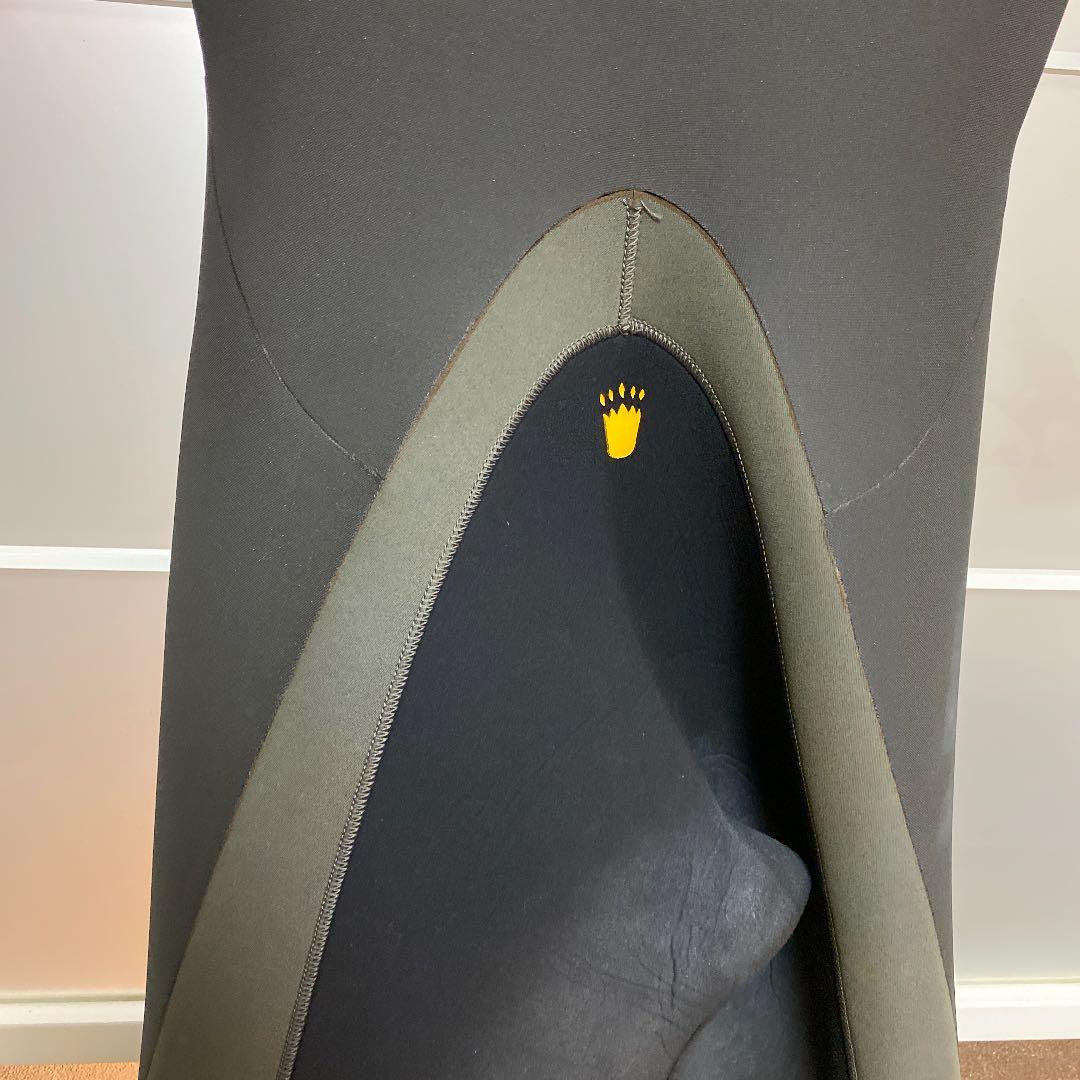 最終値下げ！！　FUTURE レディース　ウェットスーツ　５ミリ