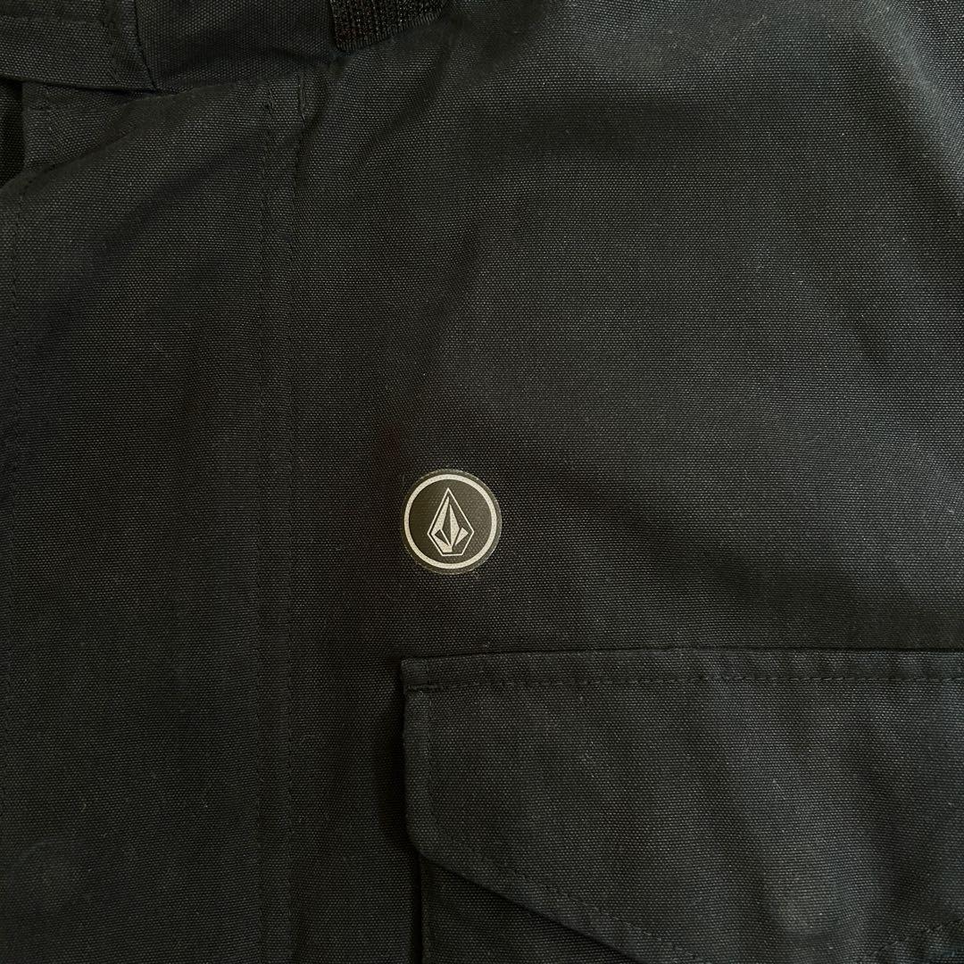 VOLCOM スノーボードウェア ネイビー　Lサイズスノージャケット