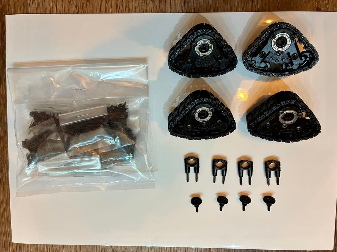 【ほぼ未使用】　キャタッピ　KYOSHO ベルトクローラーユニット　4輪分