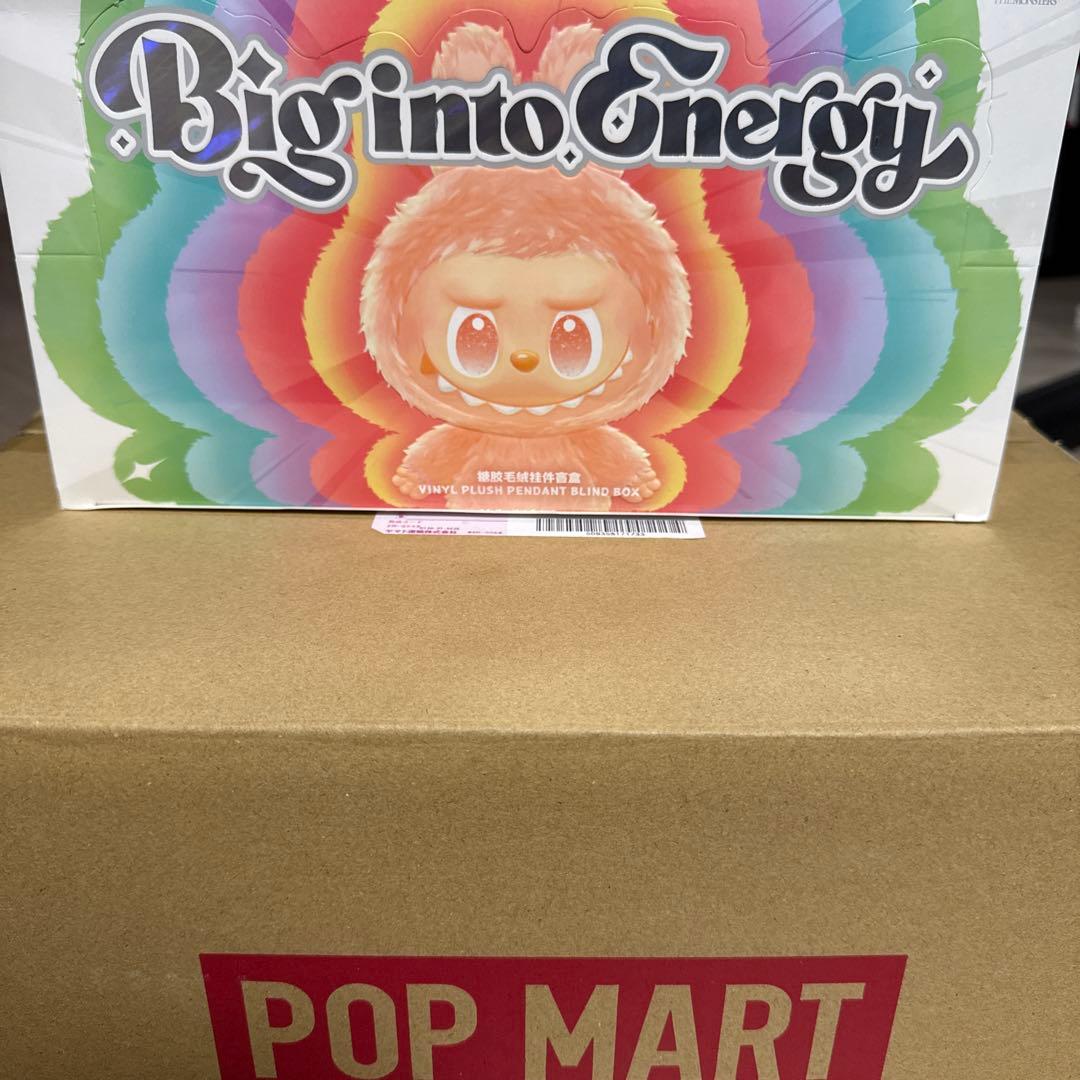 POP MART Big into Energy ぬいぐるみ ラブブ