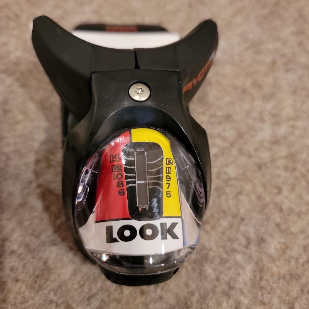 新品　P14　モーグル用　ターンテーブル　LOOK　PIVOT 　ブラック