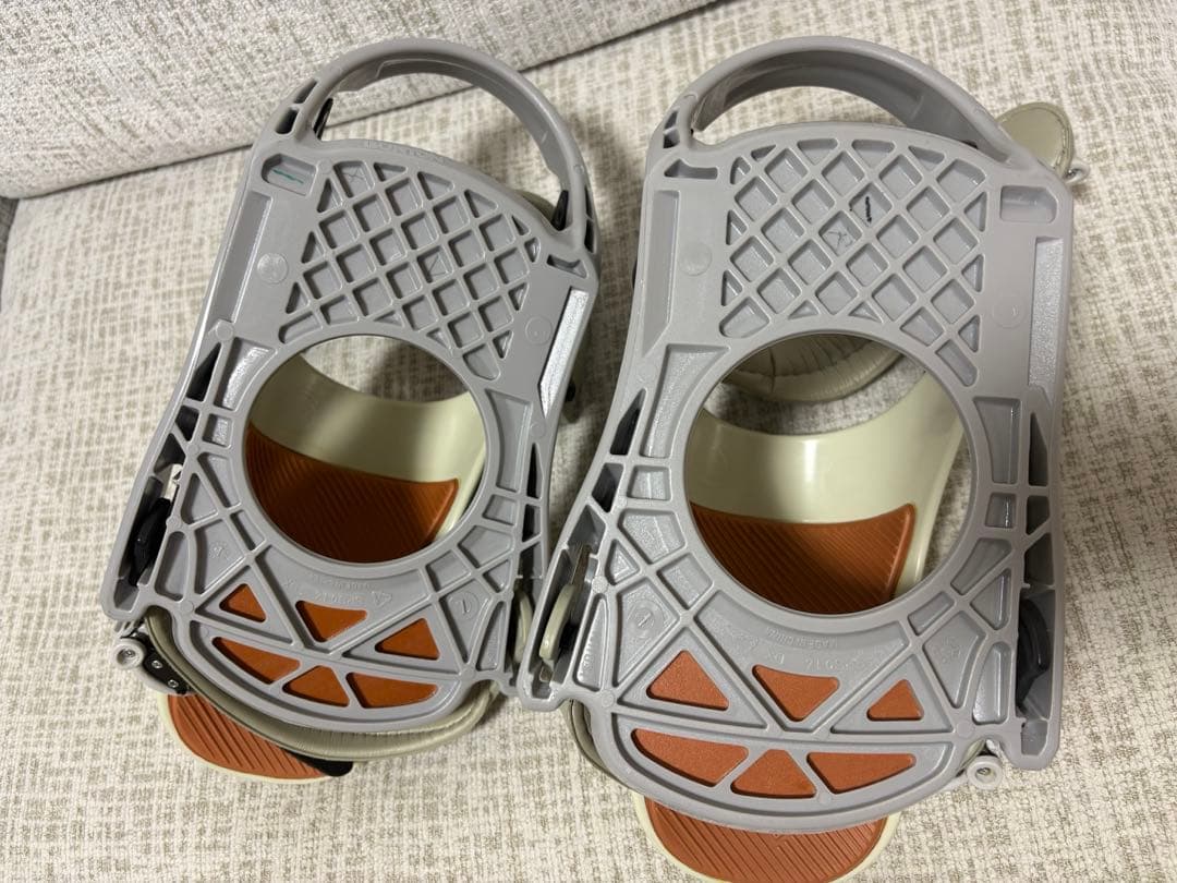 【未使用】BURTON バートン ビンディング Freestyle Mサイズ