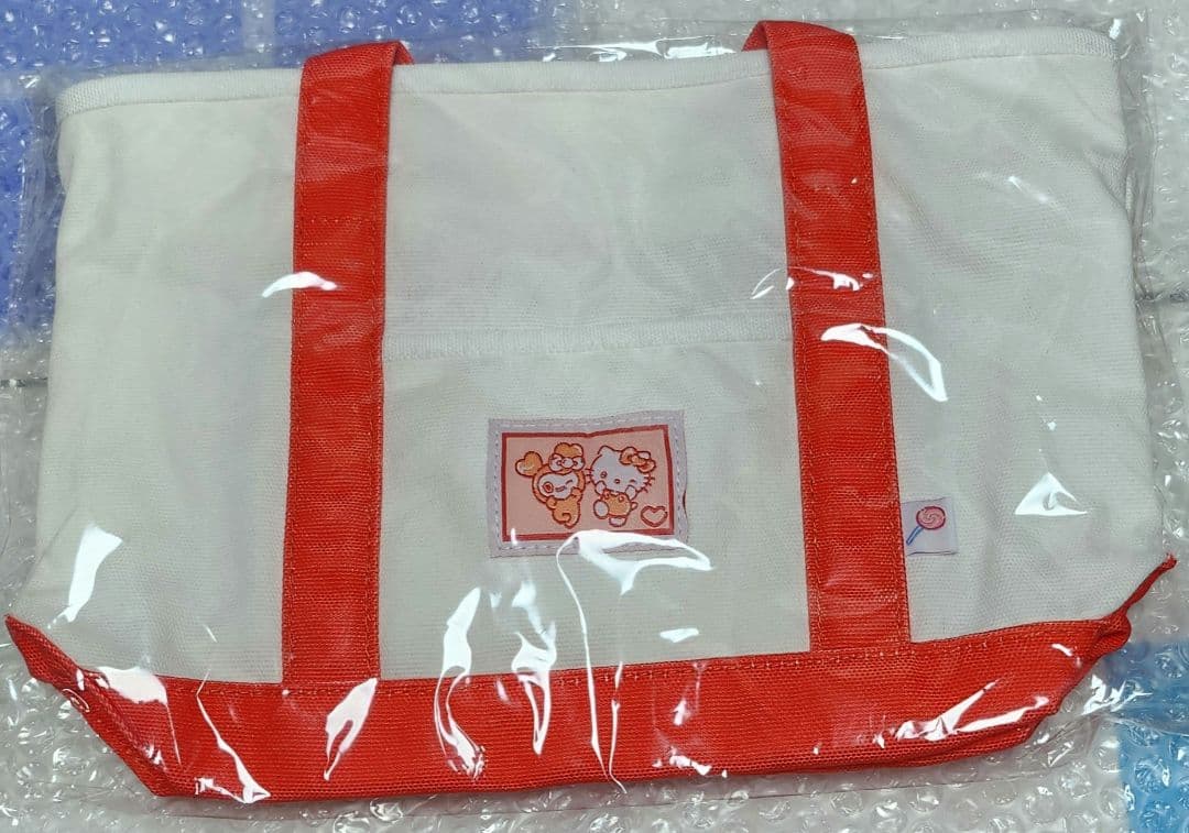 ☆TWICE☆TWICE LOVELYS×SANRIO ミニバッグ☆