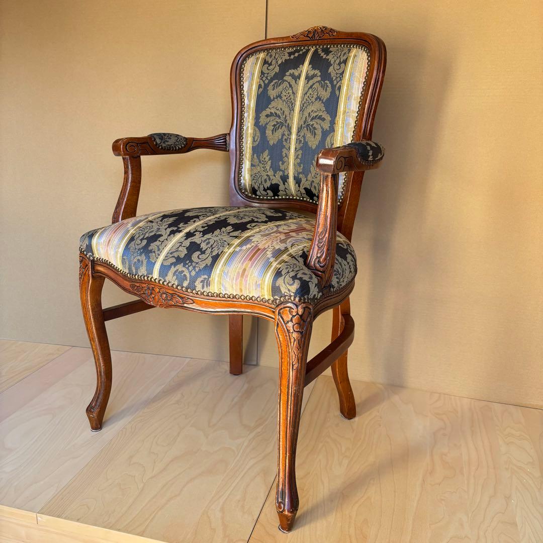 イタリア製 猫脚 アンティーク アームチェア クラシック 鋲打ち 1脚