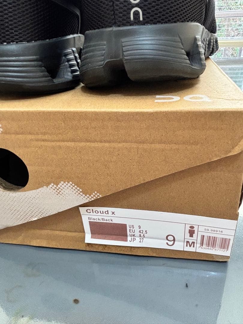 美品！[オン] ランニングシューズ Cloud 5 メンズ