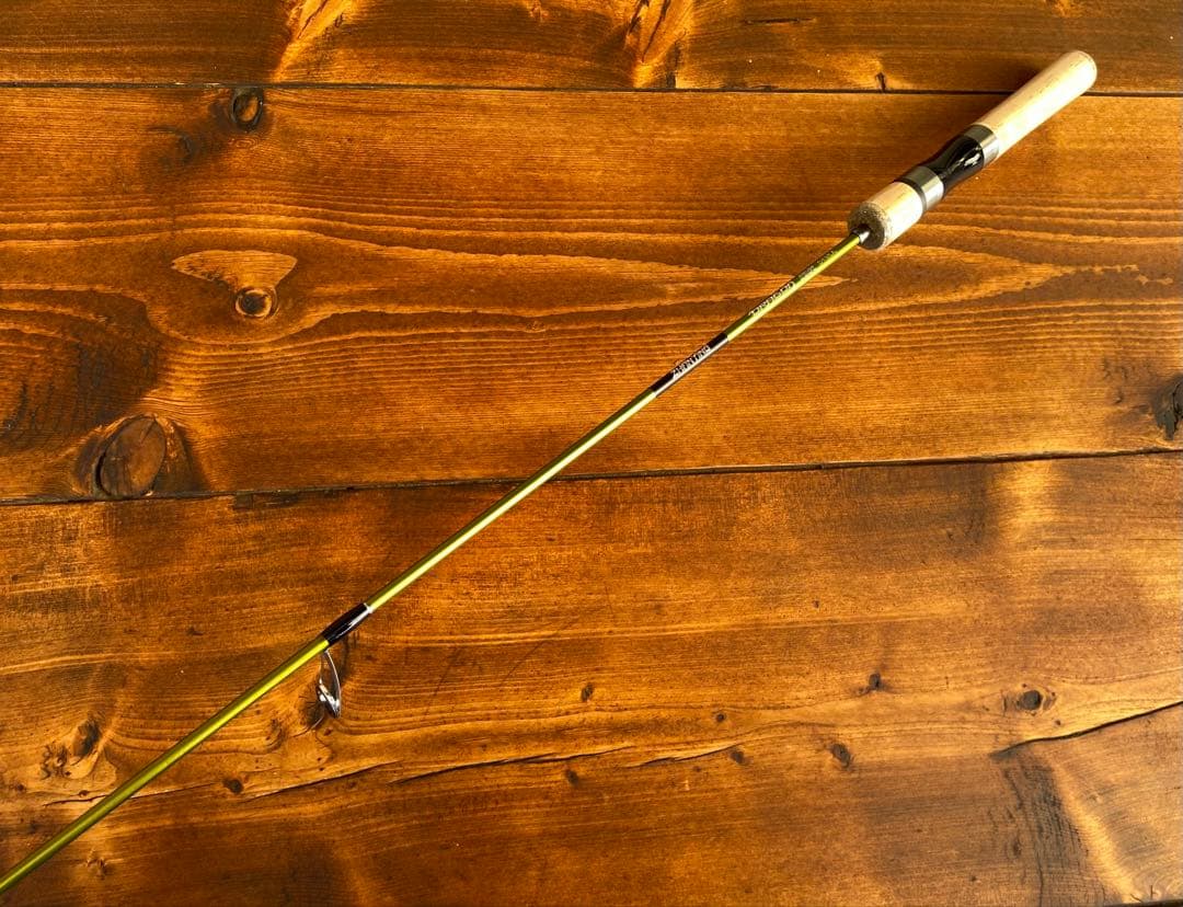 トラウトロッド　S412UL 渓流釣り　スピニングロッド　山女魚 カーボンロッド