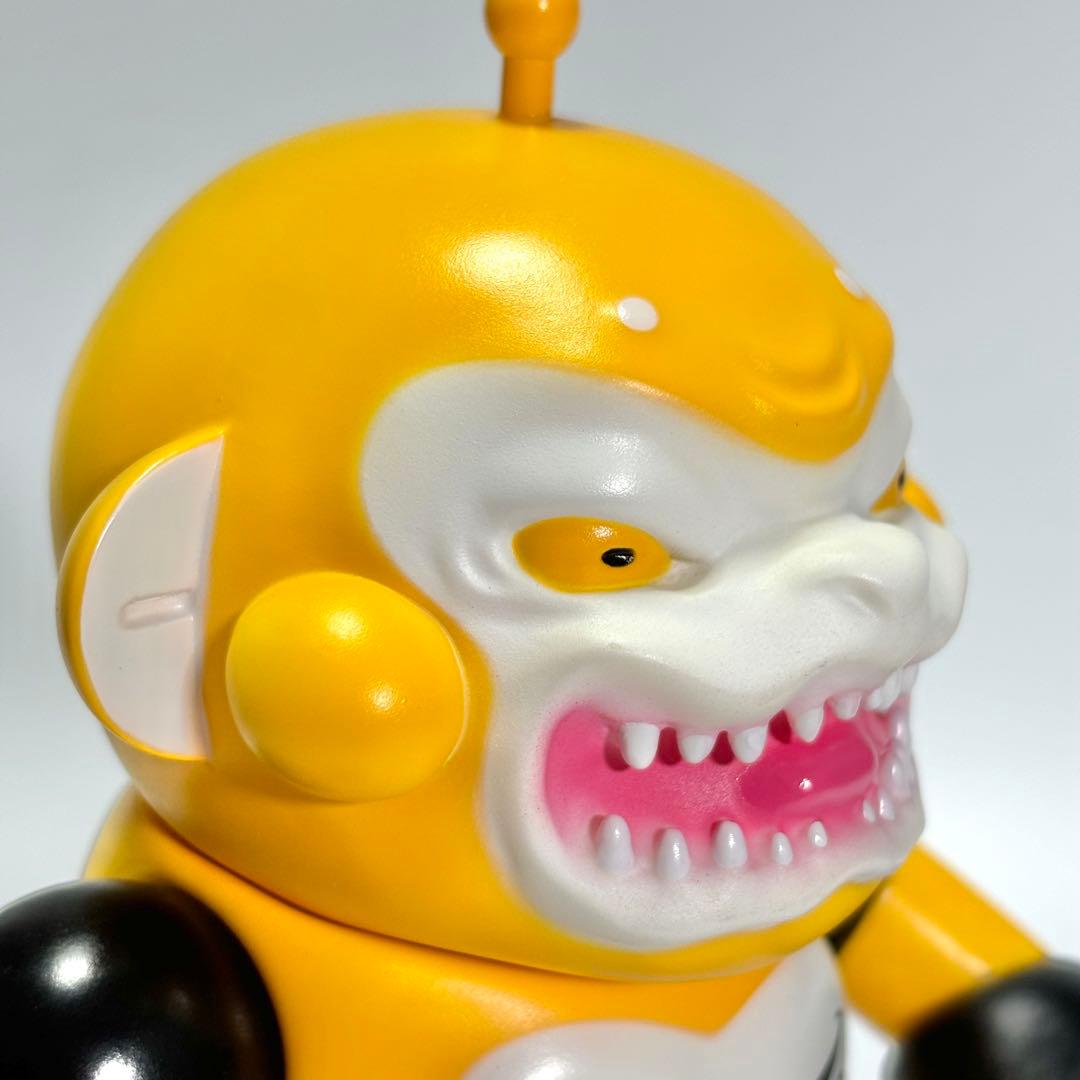 Kelvin Wong 《怪獣 TELETOBI 》 ソフビ インディーズ