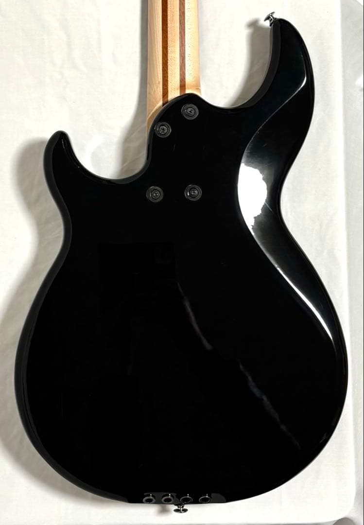 【新品弦張替済】YAMAHA エレキベース BB424X ブラック