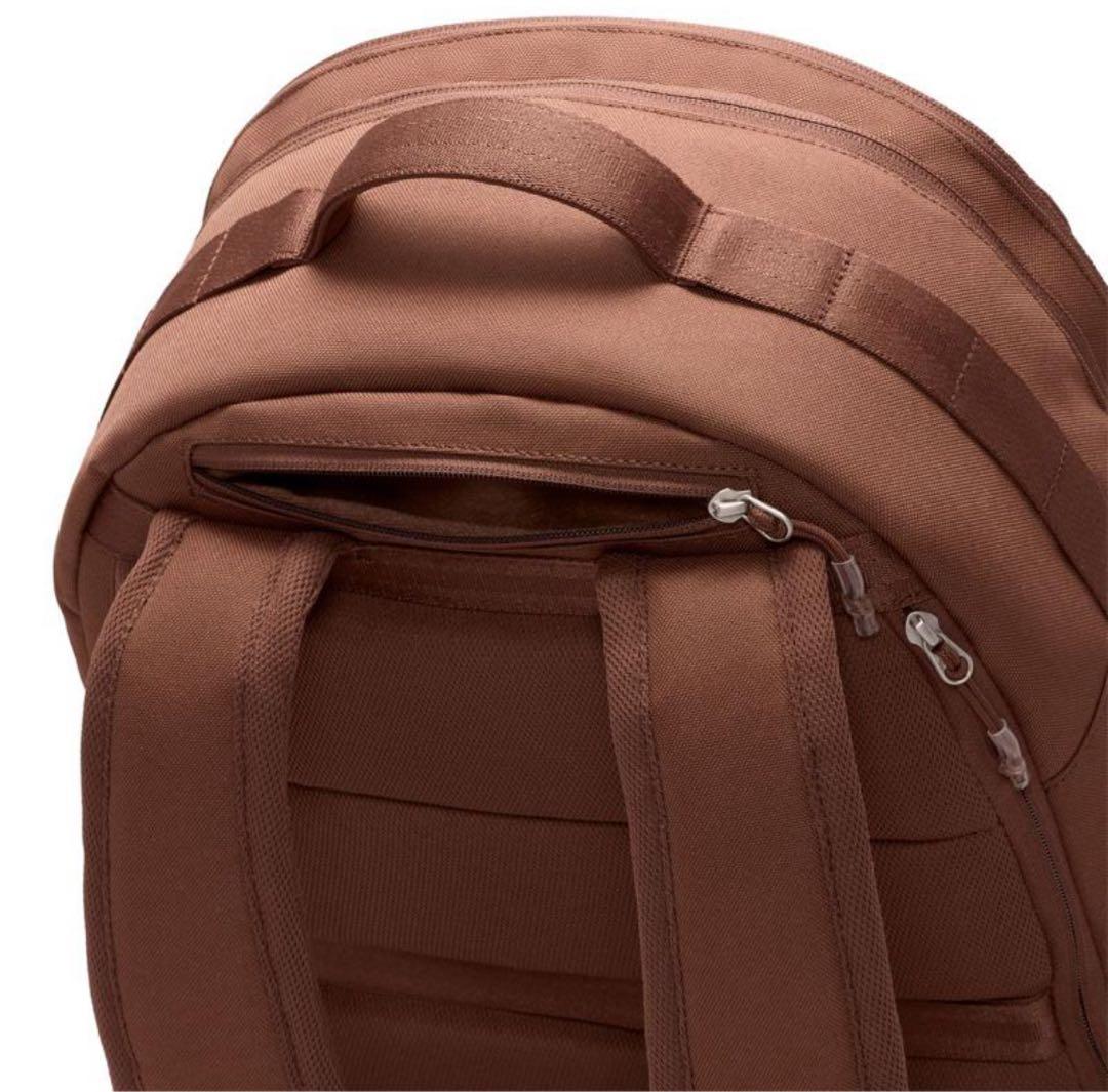 ナイキ リュックサック 約33L NIKE ユーティリティ2.0 新品タグ付き