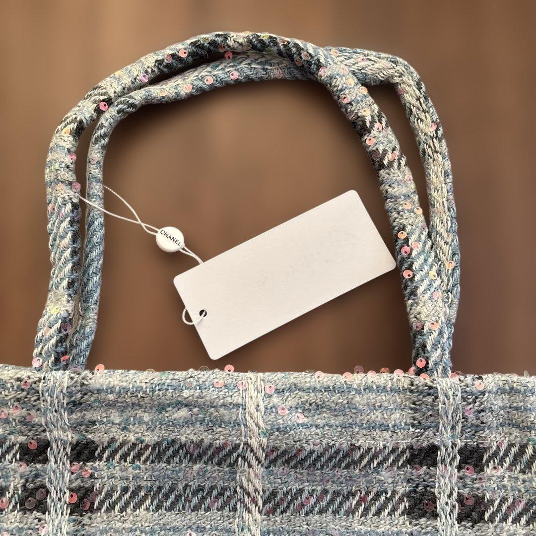 CHANELツイードトートバッグ　水色