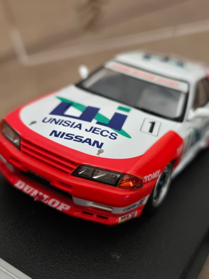 ユニシアジェックス GT-R 長谷見昌弘 直筆サイン入り 1/43 ミニカー