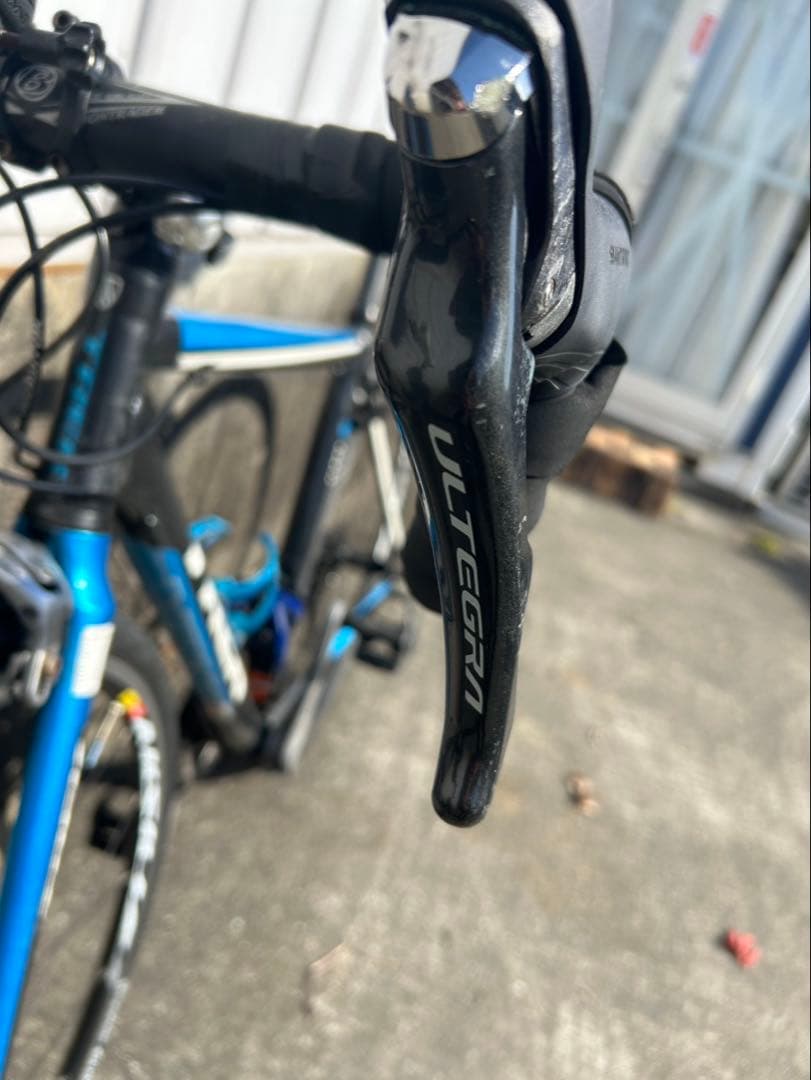 TREK ONESERIES 1.1 アルテグラ 105 ロードバイク