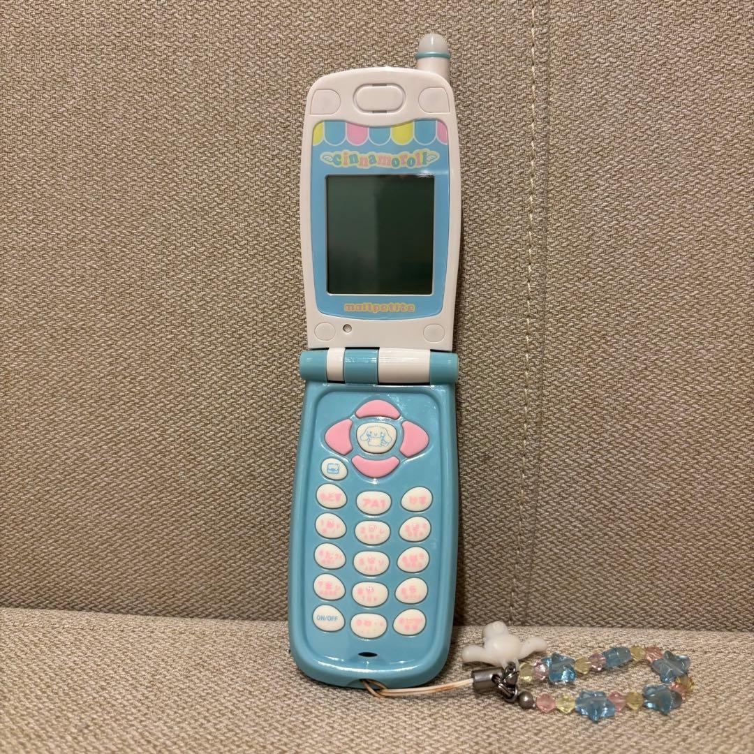 こ*て様 シナモロール　メルプチ　携帯電話　サンリオ