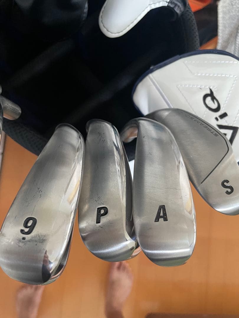 ブリジストン　ツアーステージ ViQ ゴルフキャディバッグ 13本セット