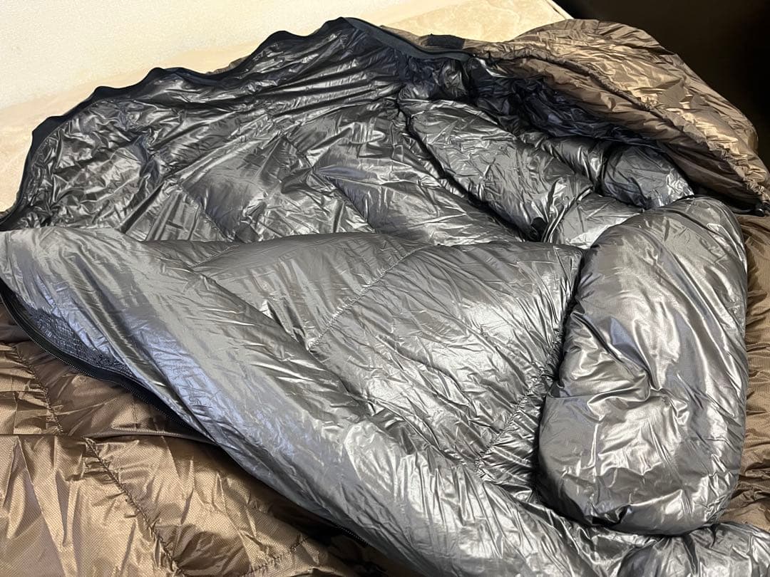 ナンガ　NANGA オーロラライト900DX