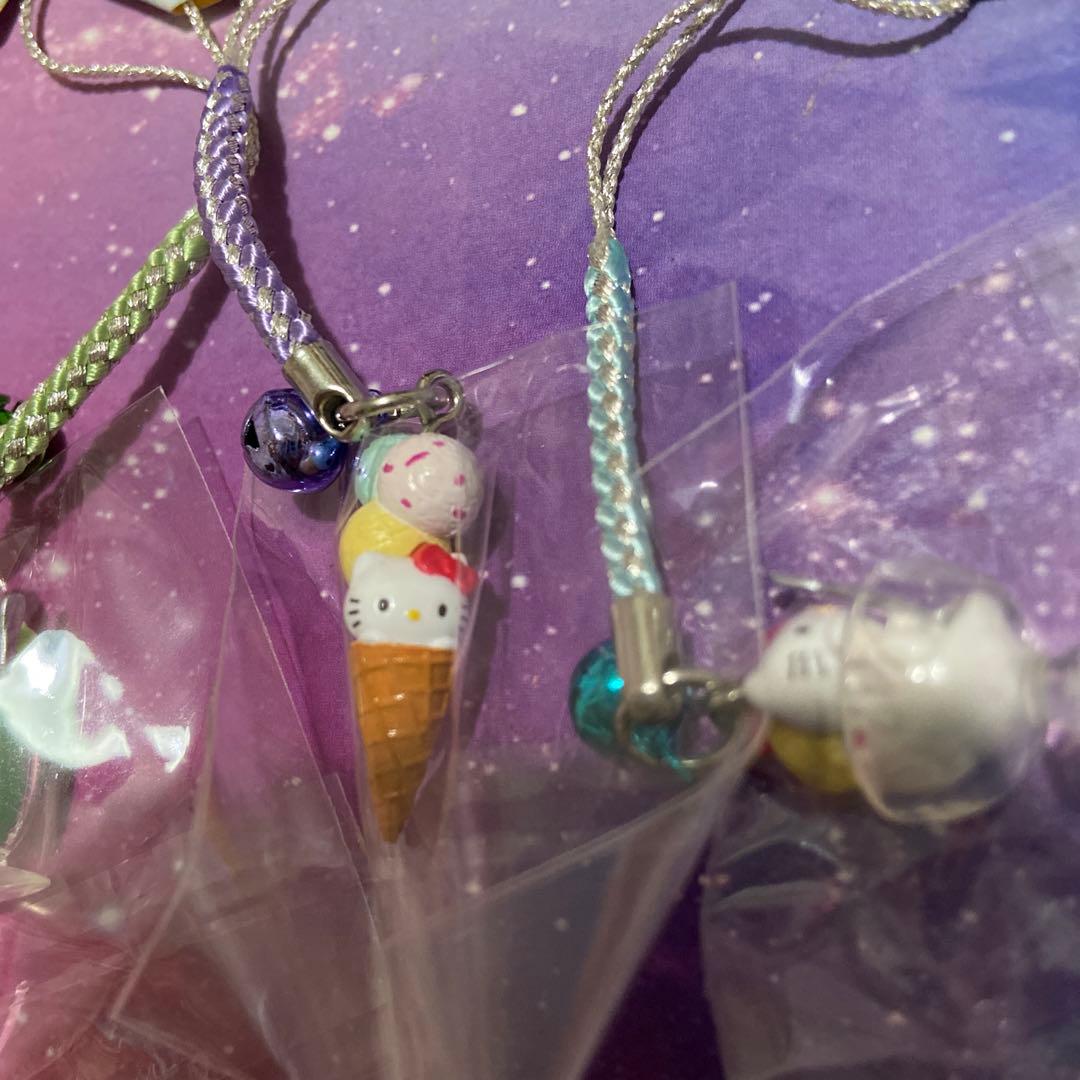 【最終値下げ】ハローキティ♡レトロ　根付け4種セット