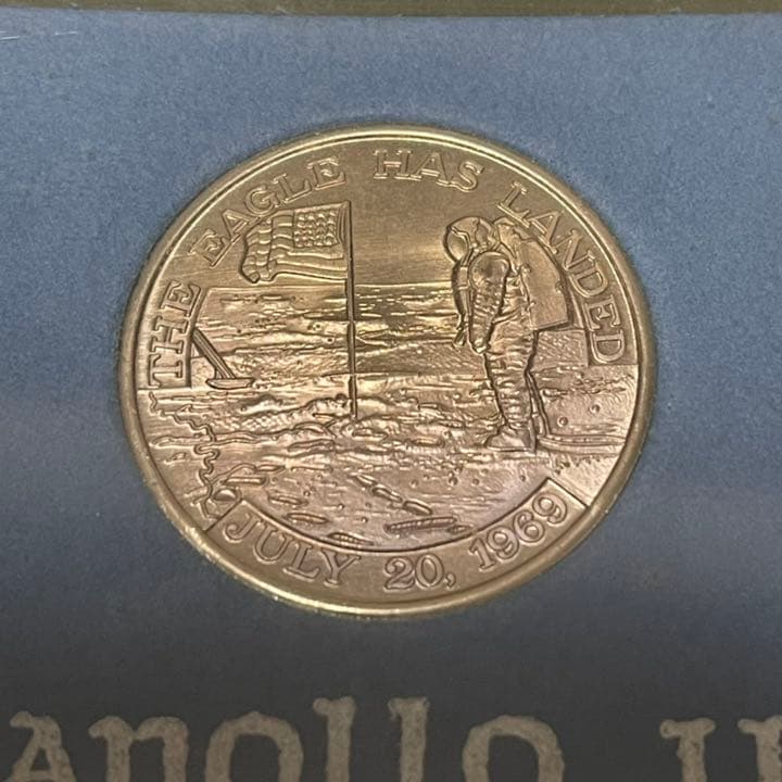 超貴重　アポロ11号月面着陸記念　当時の記念メダル