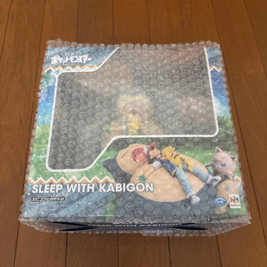 カビゴンとおやすみ　フィギュア　ポケモン