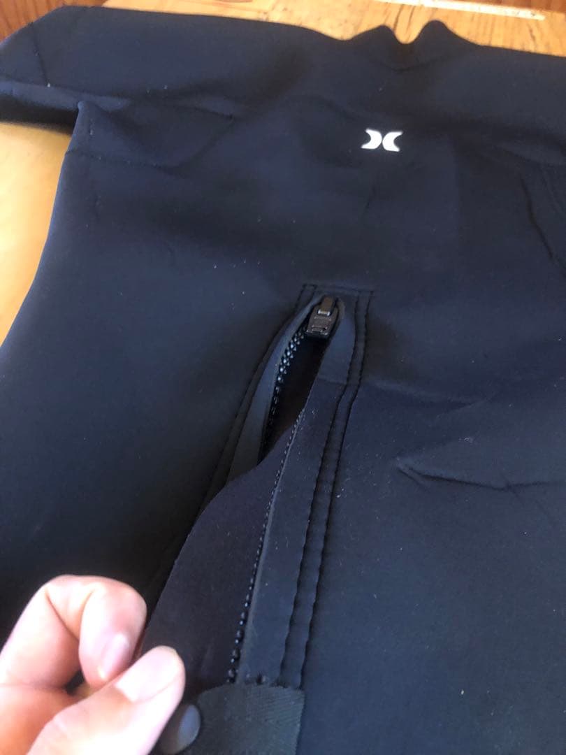 Hurley 長袖ウェットスーツ ブラック