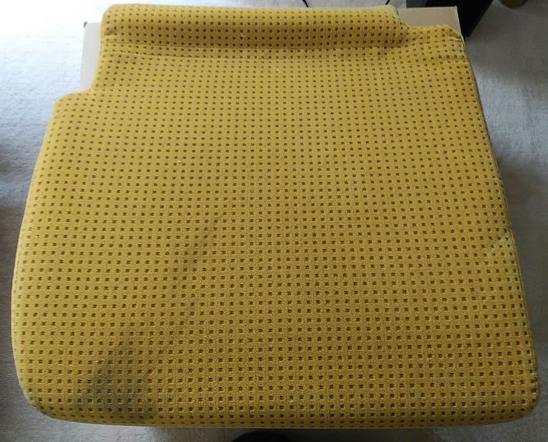 Ｅ６系●秋田新幹線『こまち』座面（座席用）●鉄道部品●JR東日本