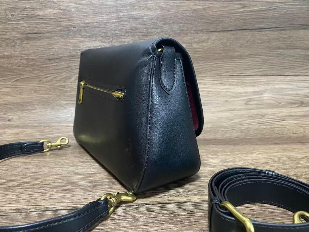 COACHブラックレザーショルダーバッグ