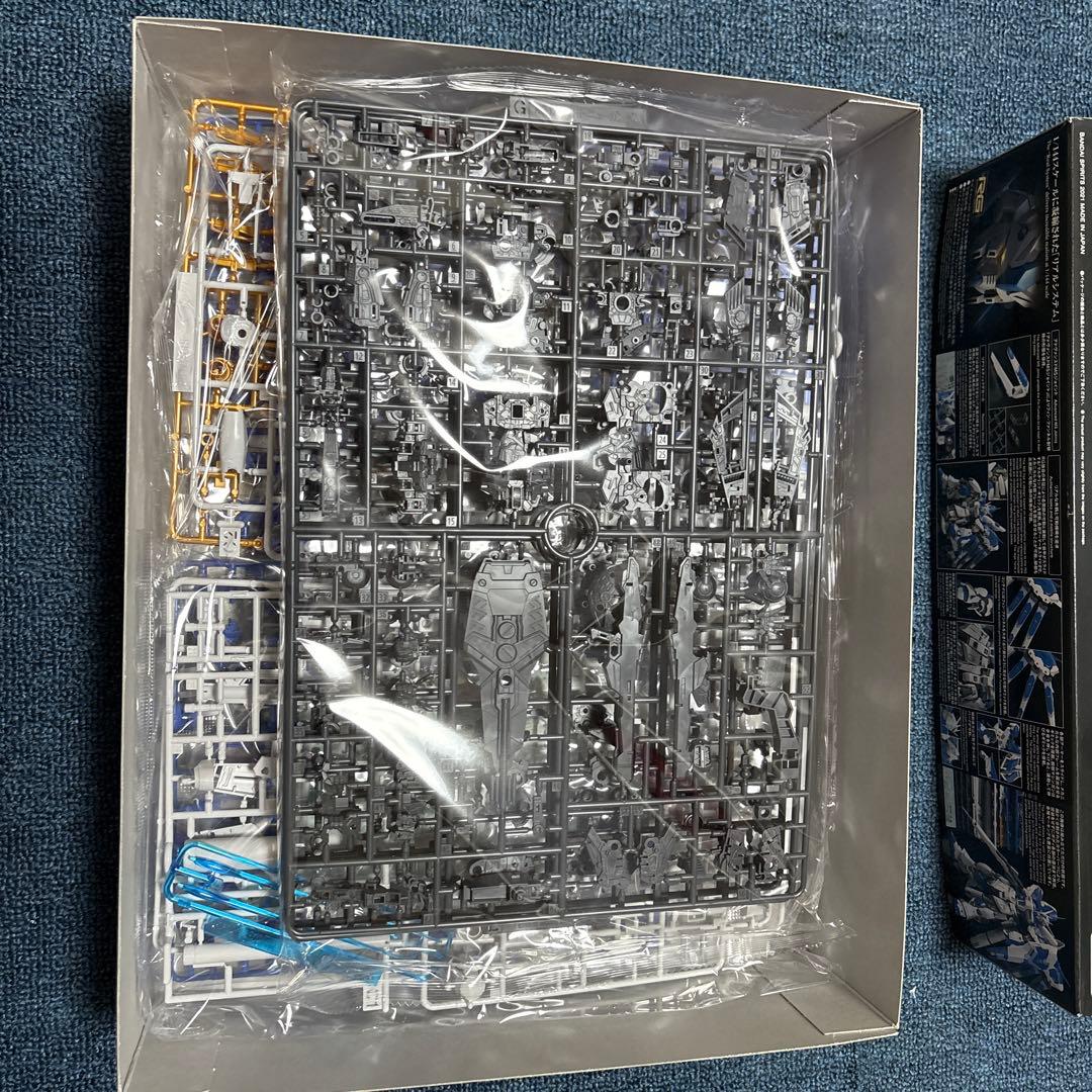 RG RX-93ν2 Hi-V Gundam