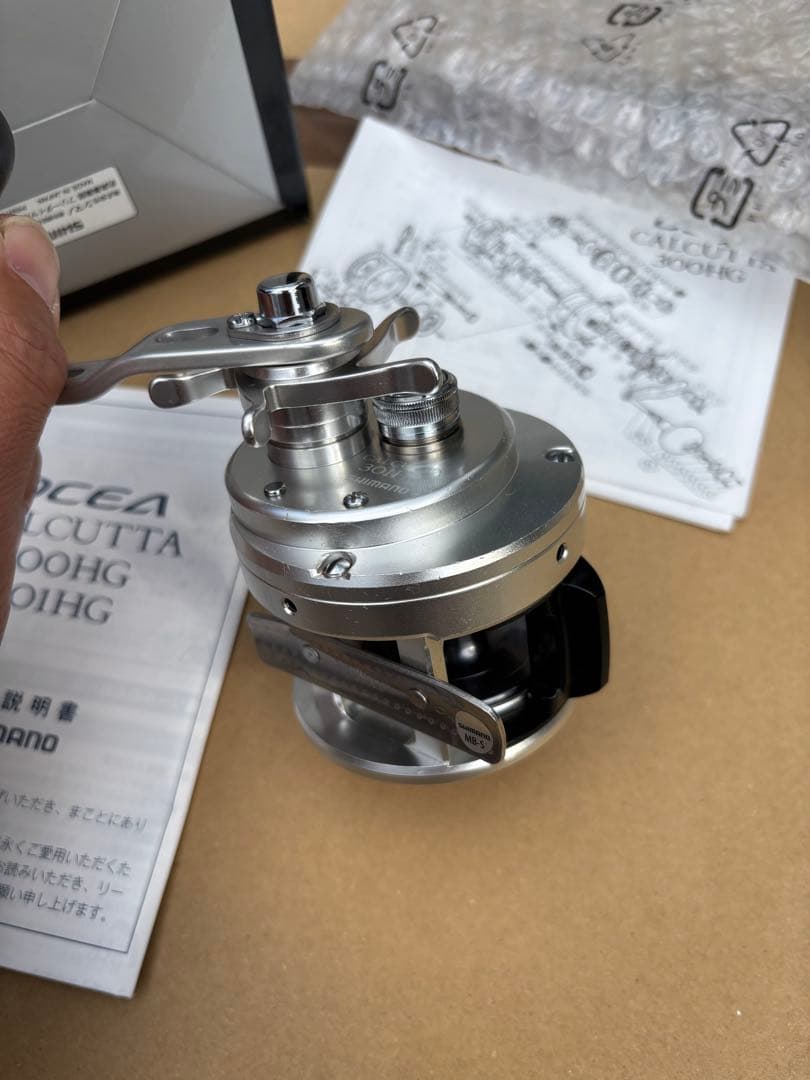 SHIMANO OCEA CALCUTTA 301HG 左　中古