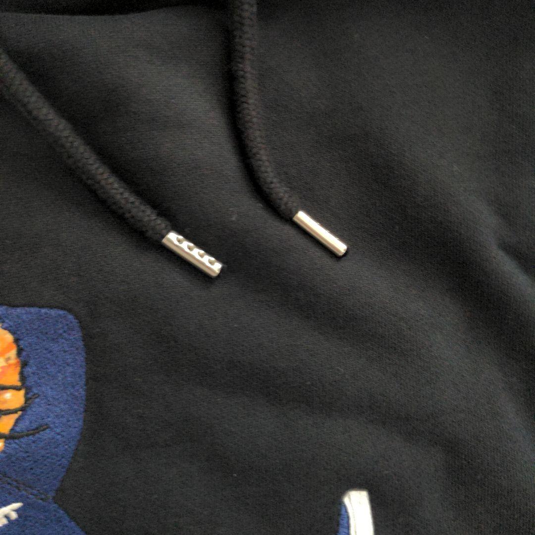 未使用　メゾンキツネ　パーカー　黒　Ｌサイズ　フーディー　長袖　スエット　キツネ