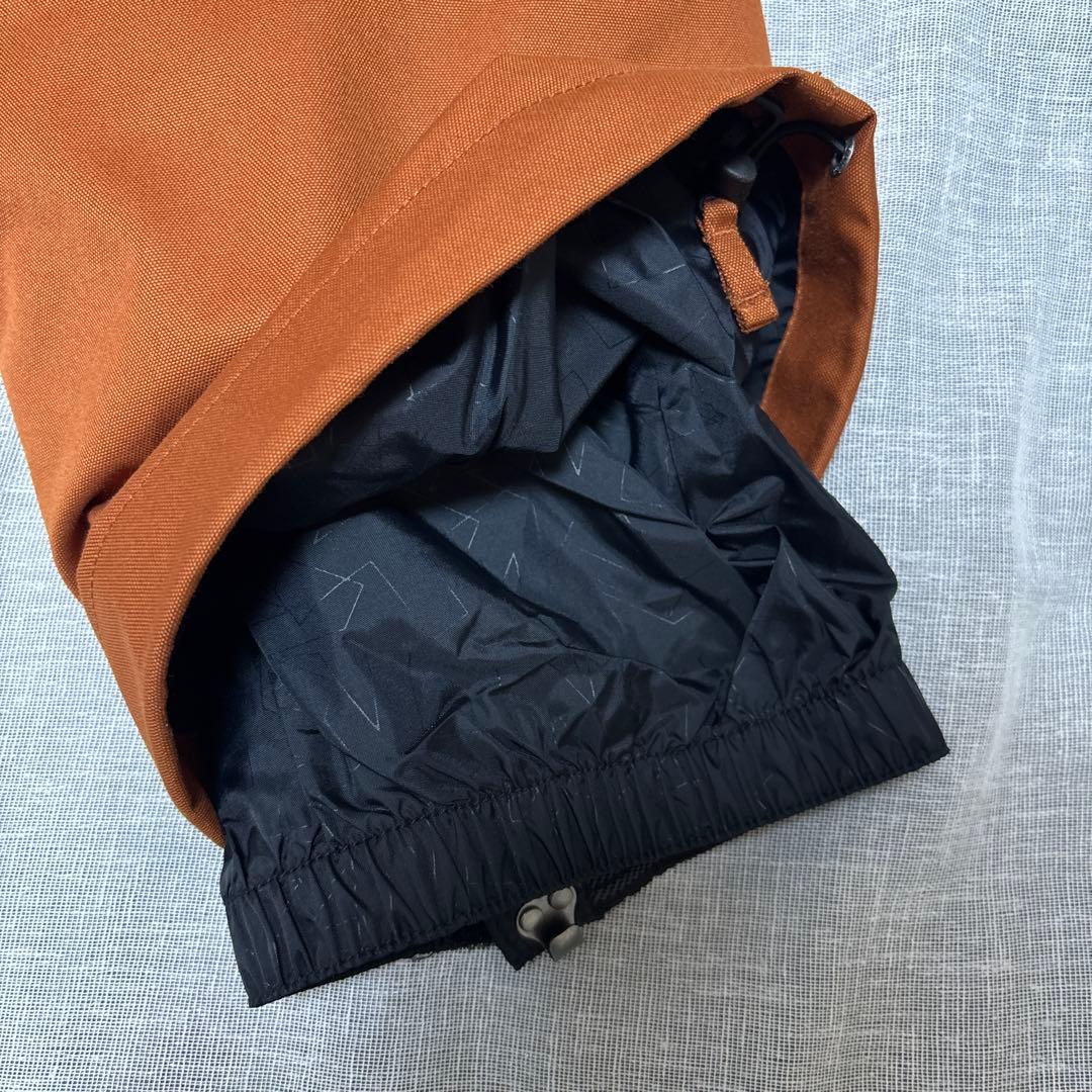 【未使用タグ付】NIKITA レディース M スノーボードウエア　ジャケット