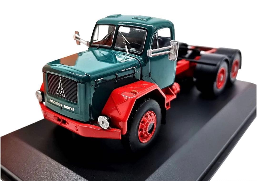 ミニカー Magirus-Deutz Jupiter 6x6 Z - 1:43 - IXO