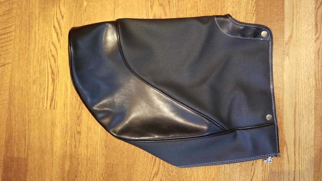 【中古・美品】バーバリー キャディバッグ ノバチェック ブラックレザー