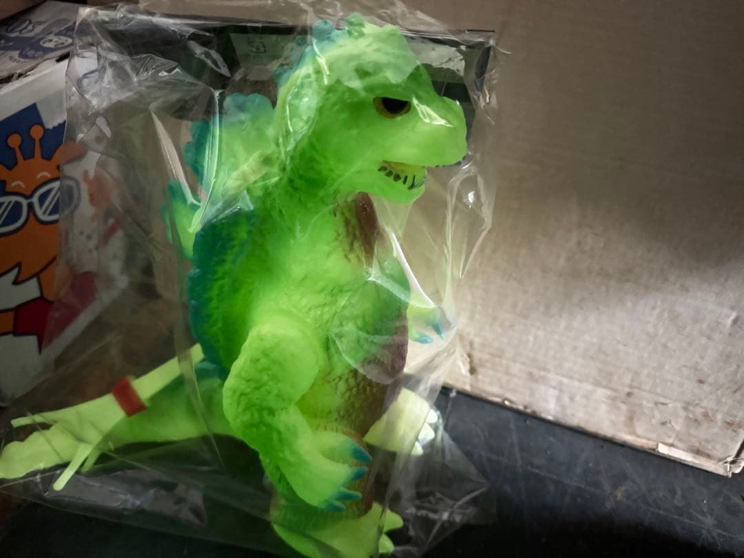 POPY ブルマァク ジャイアントゴジラ ソフビ 蓄光 東京タワー付き