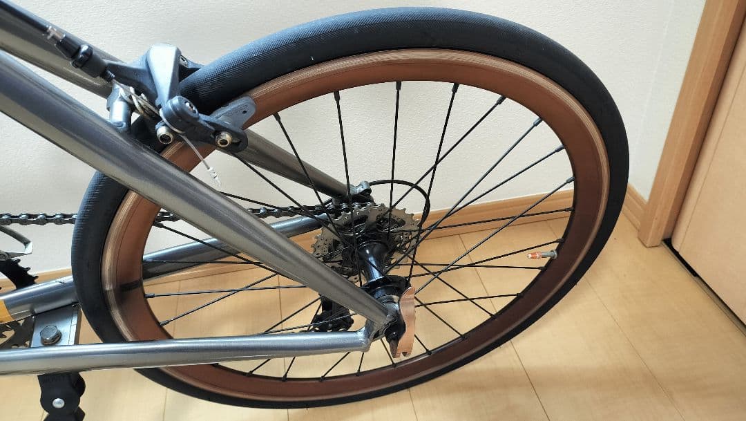 ミニベロ 全国発送 tern SURGE 2021 STONE_SILVER