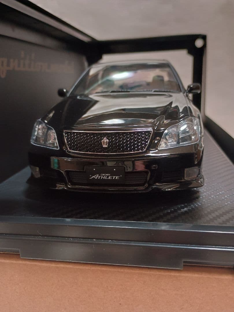 イグニッションモデル1/18 トヨタ　クラウン　GRS180 3.5 アスリート