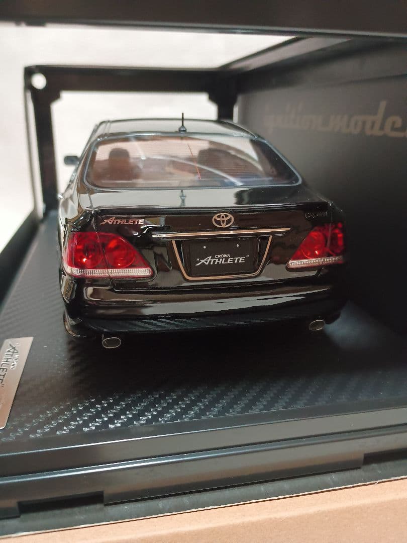 イグニッションモデル1/18 トヨタ　クラウン　GRS180 3.5 アスリート